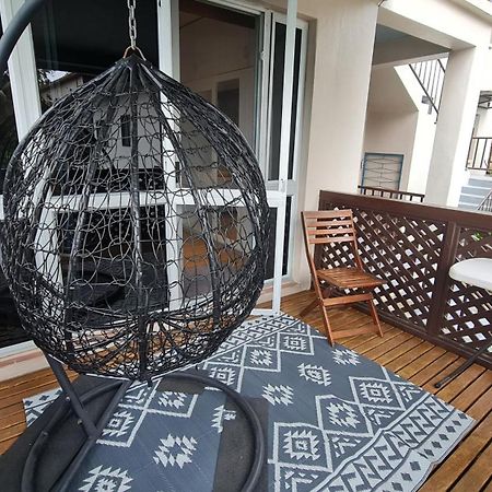 סובה Loverly 3 Bedroom Rental Pool Outdoor Area Upper מראה חיצוני תמונה