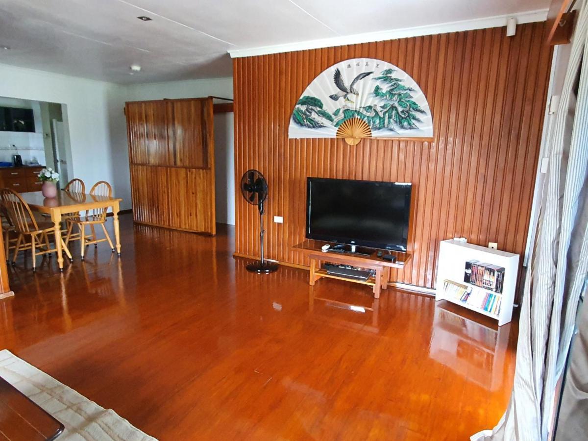 סובה Loverly 3 Bedroom Rental Pool Outdoor Area Upper מראה חיצוני תמונה