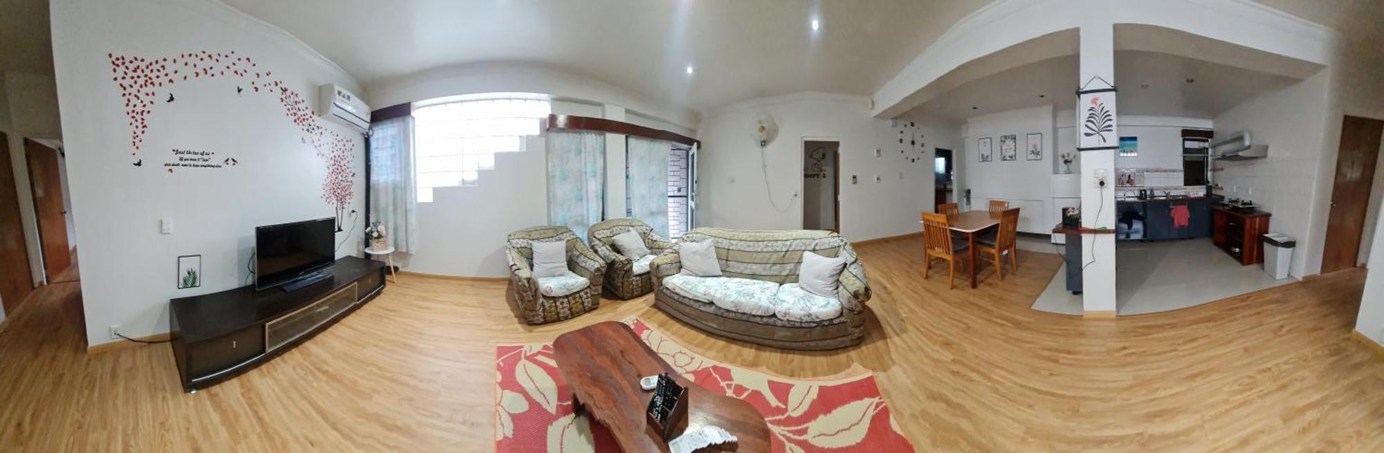סובה Loverly 3 Bedroom Rental Pool Outdoor Area Upper מראה חיצוני תמונה