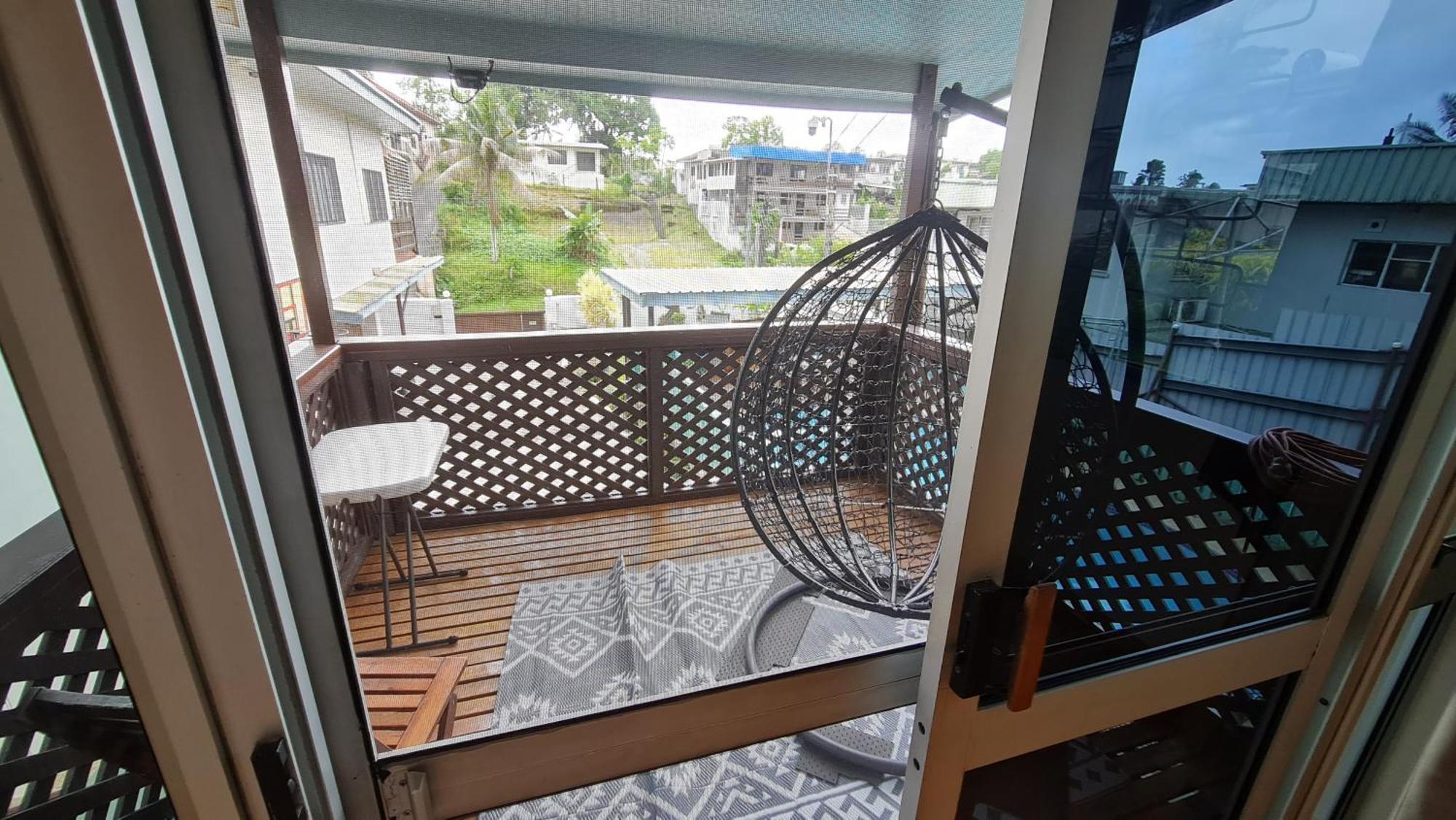 סובה Loverly 3 Bedroom Rental Pool Outdoor Area Upper מראה חיצוני תמונה