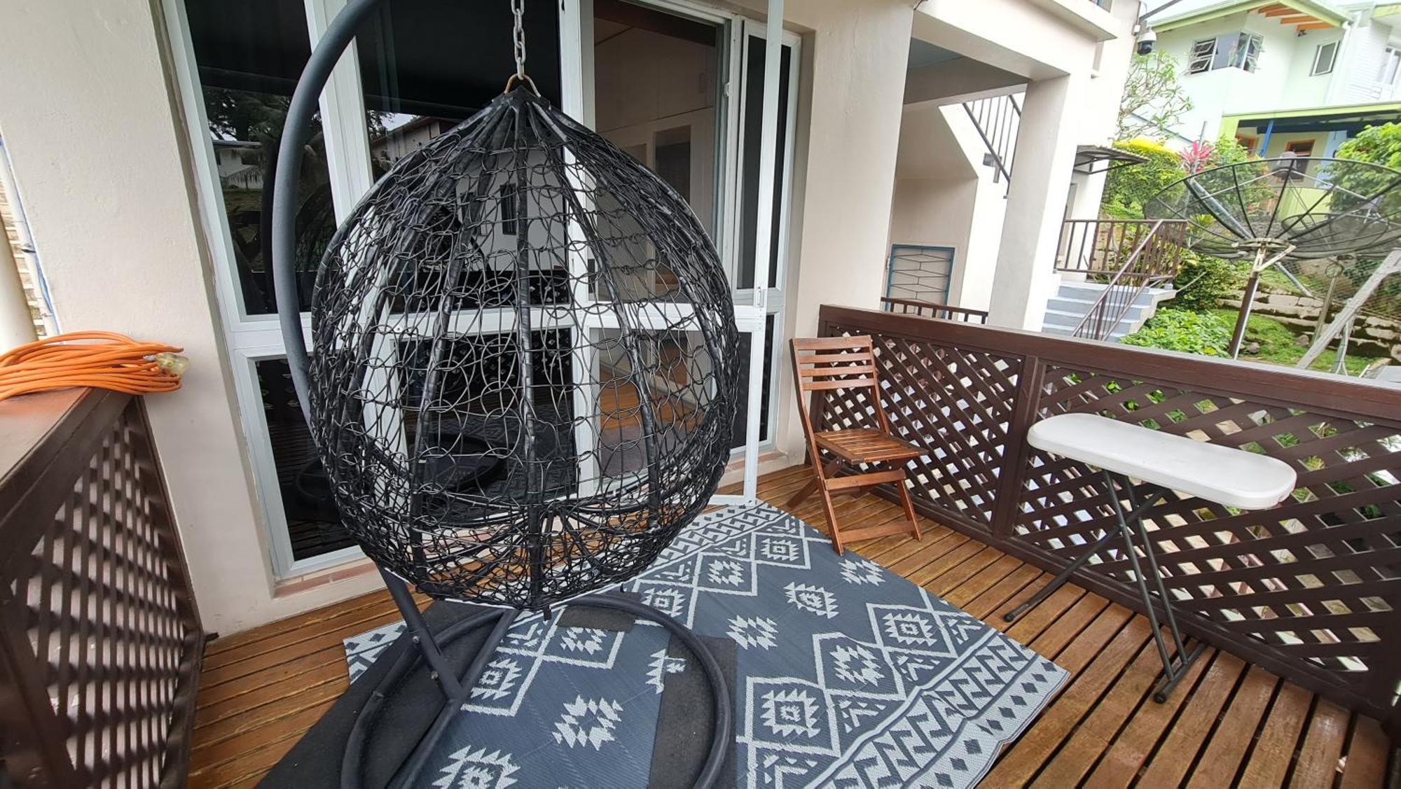 סובה Loverly 3 Bedroom Rental Pool Outdoor Area Upper מראה חיצוני תמונה