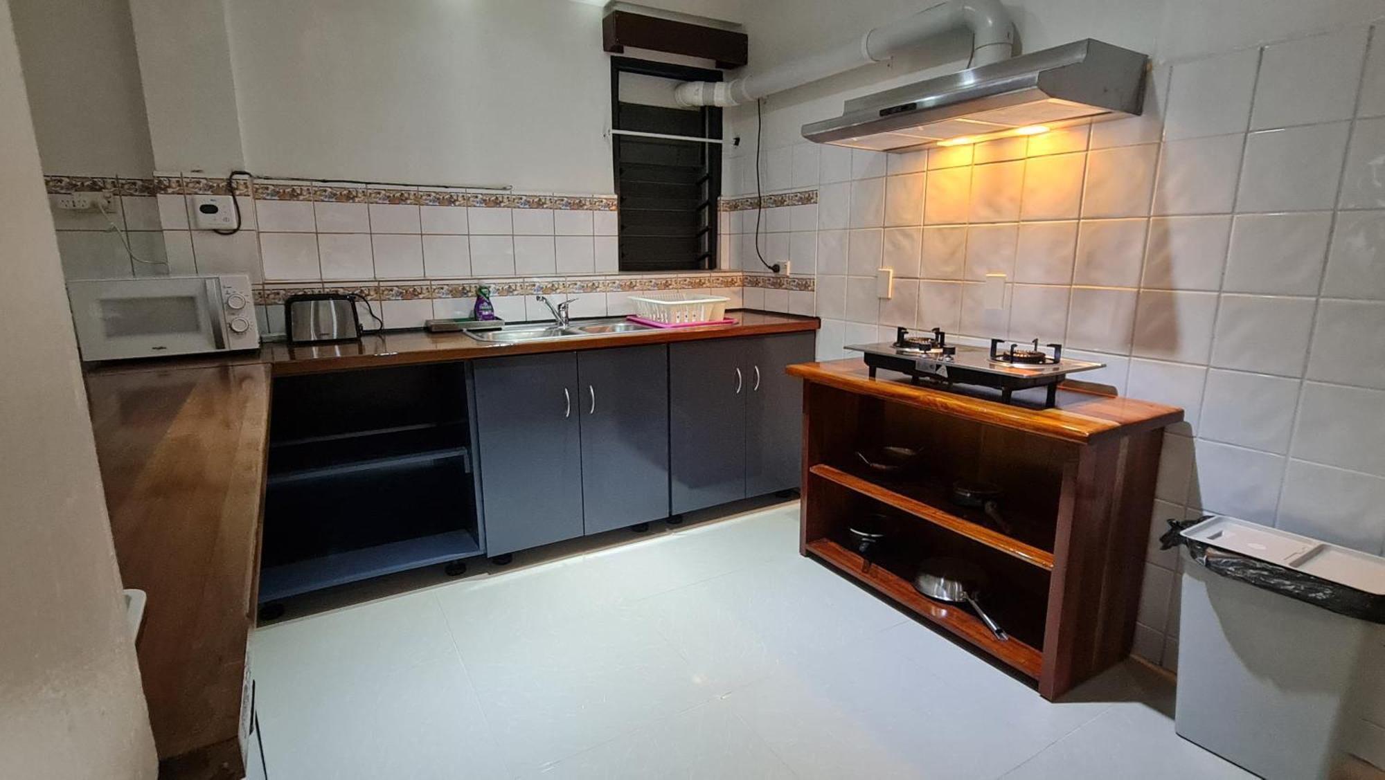 סובה Loverly 3 Bedroom Rental Pool Outdoor Area Upper מראה חיצוני תמונה