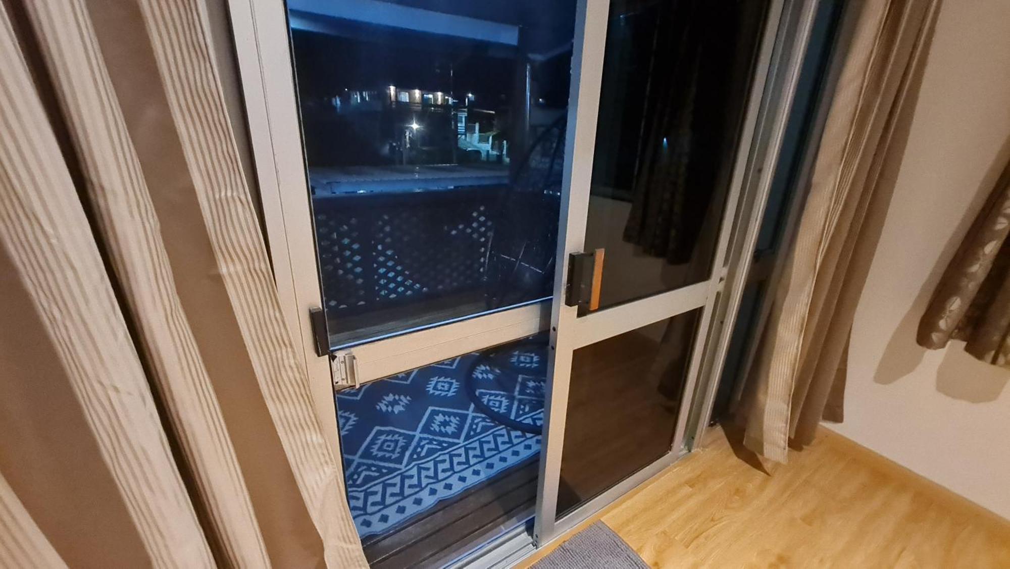סובה Loverly 3 Bedroom Rental Pool Outdoor Area Upper מראה חיצוני תמונה